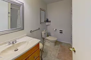 1030 Bear Dr, Bushkill, PA 18324 - Photo 17