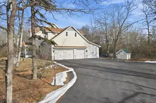 302 Oneida Way, Milford, PA 18337 - Photo 3