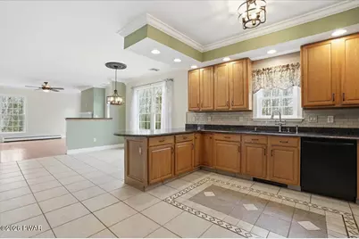 302 Oneida Way, Milford, PA 18337 - Photo 17