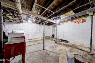 607 S Valley Ave, Olyphant, PA 18447 - Photo 31