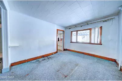 607 S Valley Avenue, Olyphant, PA 18447 - Photo 9