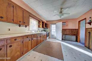 607 S Valley Ave, Olyphant, PA 18447 - Photo 59