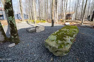 10 Chip Ct, Lake Ariel, PA 18436 - Photo 47