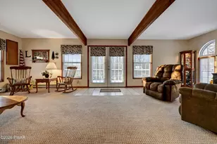 121 Canterbrook Dr, Lords Valley, PA 18428 - Photo 9