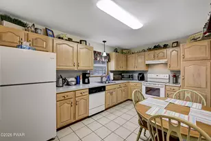 121 Canterbrook Dr, Lords Valley, PA 18428 - Photo 21