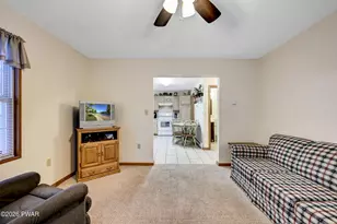 121 Canterbrook Dr, Lords Valley, PA 18428 - Photo 31