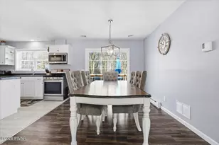 1011 Salem Pl, Lake Ariel, PA 18436 - Photo 9