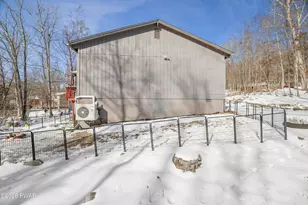 109 Stuart Pl, Bushkill, PA 18324 - Photo 33