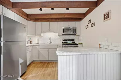 124 Saint Moritz Drive, Tafton, PA 18464 - Photo 13