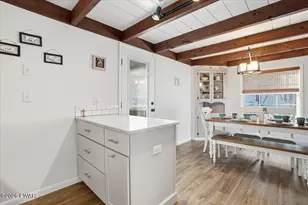 124 St Moritz Dr, Tafton, PA 18464 - Photo 9