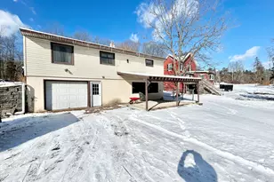 100 Hickory Ln, Hawley, PA 18428 - Photo 3