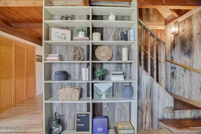 109 Hazleton Drive, Greentown, PA 18426 - Photo 7