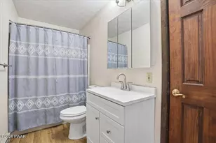 136 Evergreen Ct, Hawley, PA 18428 - Photo 31