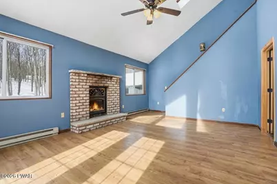 136 Evergreen Court, Hawley, PA 18428 - Photo 15