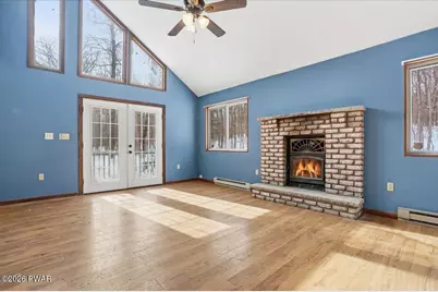 136 Evergreen Court, Hawley, PA 18428 - Photo 11