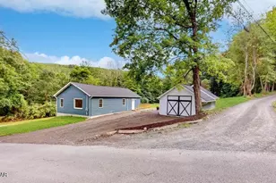 136 Heaters Hill Rd, Matamoras, PA 18336 - Photo 19