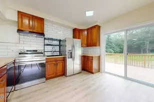 136 Heaters Hill Rd, Matamoras, PA 18336 - Photo 7