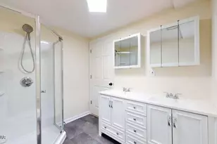 136 Heaters Hill Rd, Matamoras, PA 18336 - Photo 11