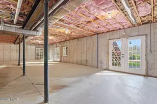 109 Lakeside Dr, Greentown, PA 18426 - Photo 59