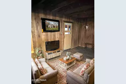 160 Five Mile Meadow, Dingmans Ferry, PA 18328 - Photo 11