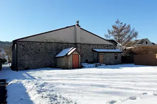 303 W Ann St, Milford, PA 18337 - Photo 5