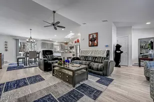 100 Forest Dr, Hawley, PA 18428 - Photo 13