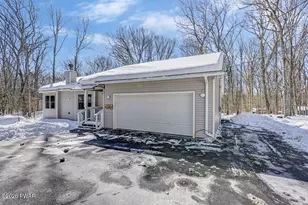 100 Forest Dr, Hawley, PA 18428 - Photo 3