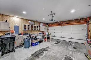 100 Forest Dr, Hawley, PA 18428 - Photo 37