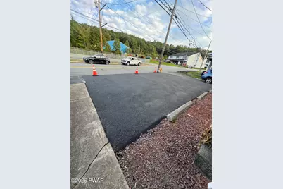 239-241 Belmont Street, Carbondale, PA 18407 - Photo 5