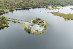 1073 West Side Dr, South Sterling, PA 18445 - Photo 91