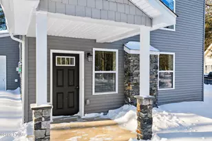 1073 West Side Dr, South Sterling, PA 18445 - Photo 9