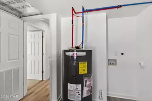 1073 West Side Dr, South Sterling, PA 18445 - Photo 75