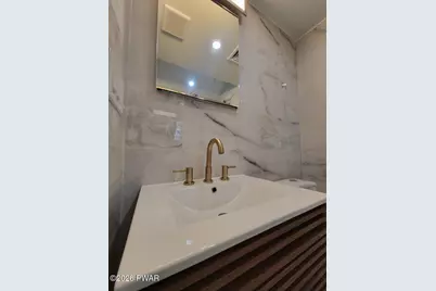 560 Rt 739, Hawley, PA 18428 - Photo 71