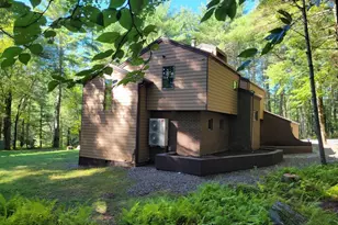 560 Rt 739, Hawley, PA 18428 - Photo 5