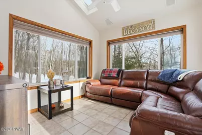 111 Candlewick Way, Lackawaxen, PA 18435 - Photo 15