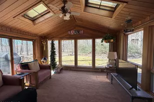 432 Maple Ridge Dr, Lords Valley, PA 18428 - Photo 15