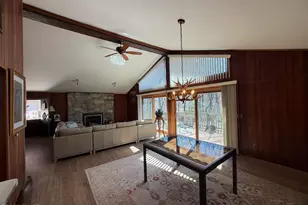 432 Maple Ridge Dr, Lords Valley, PA 18428 - Photo 9