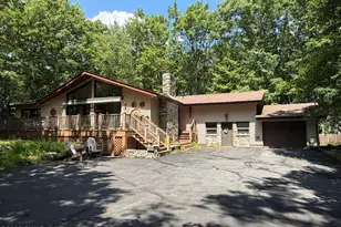 432 Maple Ridge Dr, Lords Valley, PA 18428 - Photo 33