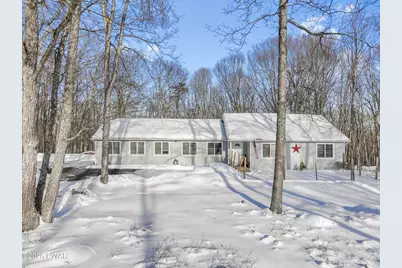 137 Friendship Drive, Hawley, PA 18428 - Photo 1