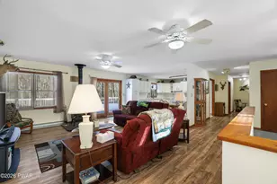 137 Friendship Dr, Hawley, PA 18428 - Photo 11