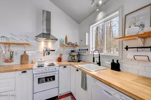 1186 Commanche Cir, Lake Ariel, PA 18436 - Photo 29