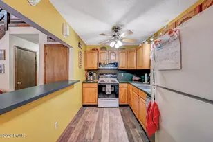 296 Chestnuthill Dr, Lake Ariel, PA 18436 - Photo 19