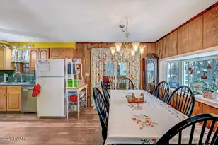 296 Chestnuthill Dr, Lake Ariel, PA 18436 - Photo 13