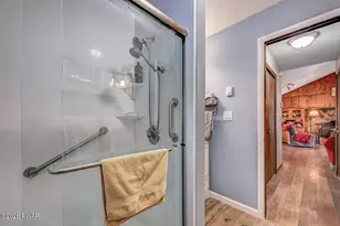 296 Chestnuthill Dr, Lake Ariel, PA 18436 - Photo 29