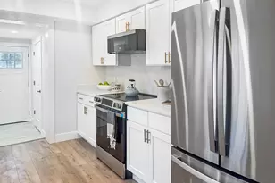 132 E Balsam Rd, Greentown, PA 18426 - Photo 11