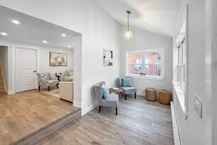 132 E Balsam Rd, Greentown, PA 18426 - Photo 3