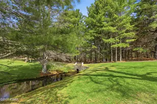 28 Valentine Dr, Hawley, PA 18428 - Photo 87