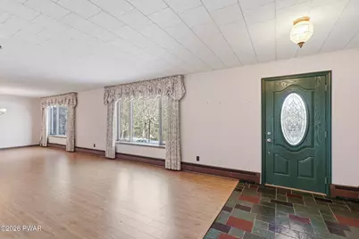 28 Valentine Drive, Hawley, PA 18428 - Photo 17