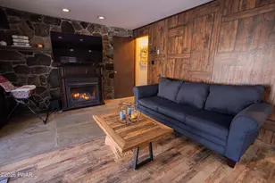 481 Lakeview Dr W, Lake Ariel, PA 18436 - Photo 41