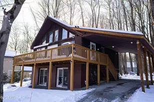 481 Lakeview Dr W, Lake Ariel, PA 18436 - Photo 1